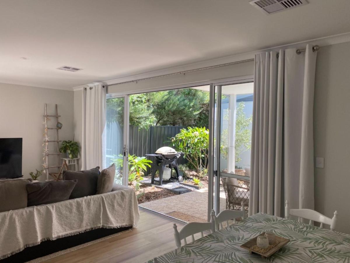 Serenity By The Sea Busselton Exterior photo